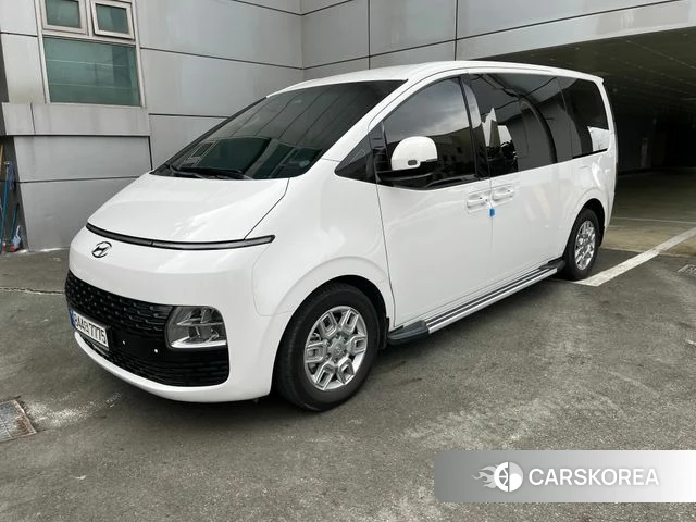 Hyundai Staria 2022 Белый из Кореи