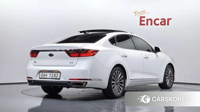 Kia Come New K7 2018 Белый из Кореи