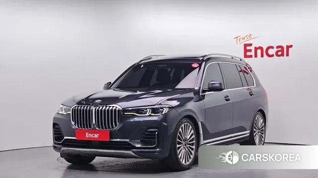 BMW X7 (G07) 2022 Небесно-голубой из Кореи