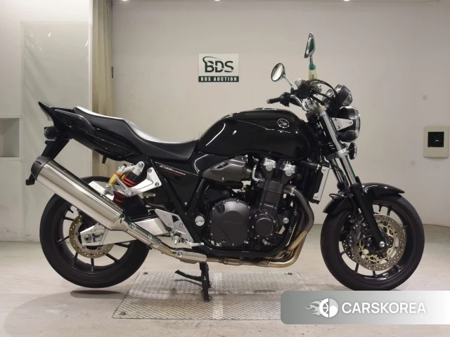 Проданный Honda CB1300SF 2018 из Японии