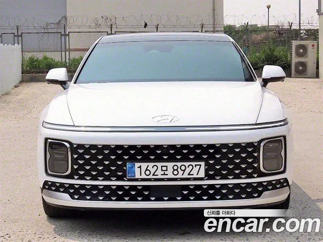 Hyundai Grandeur (GN7) 2023 Белый из Кореи