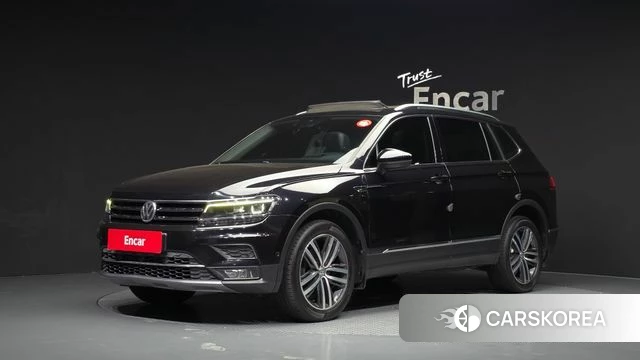 Volkswagen Tiguan second Generation 2018 Синий из Кореи