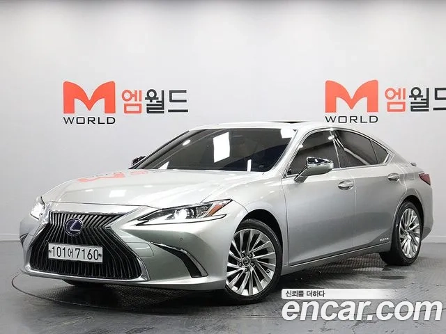 Lexus ES300h 7th generation 2020 Песочный из Кореи