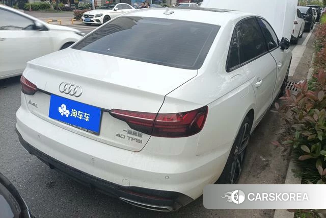 Audi A4L 2024 Белый из Китая