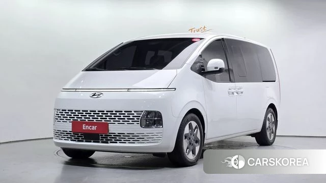 Hyundai Staria 2022 Белый из Кореи