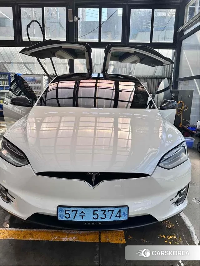 Tesla Model X 2018 Белый из Кореи