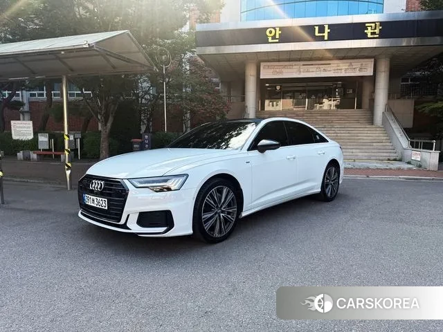 Audi A6 (C8) 2021 Белый из Кореи