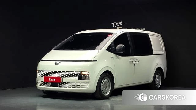 Hyundai Staria 2022 Белый из Кореи