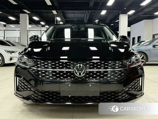 Volkswagen Lavida 2023 Черный из Китая