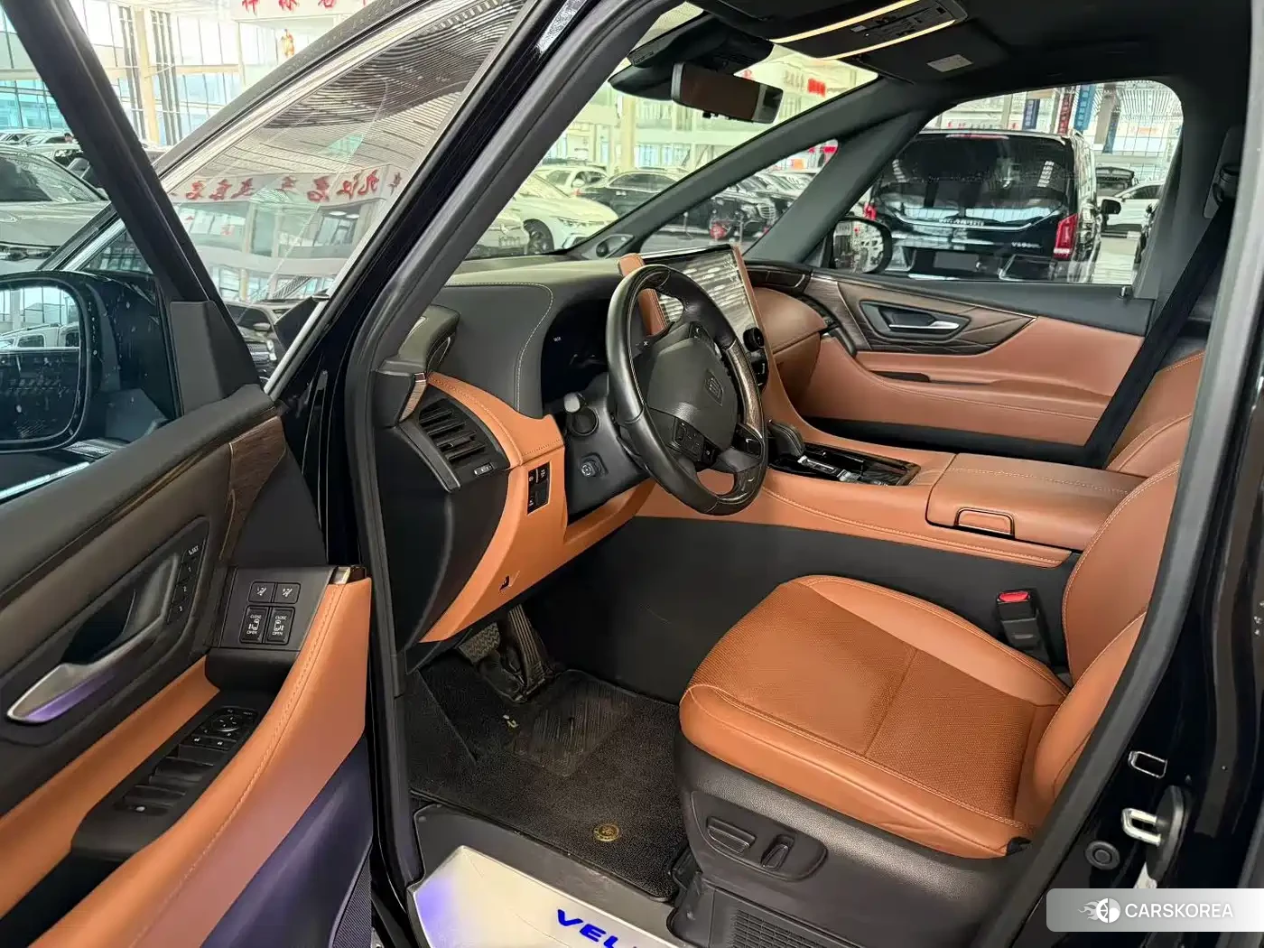 Toyota Vellfire 2025 Черный из Китая