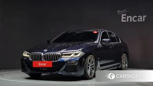 BMW 5 Series (G30) 2020 Черный из Кореи