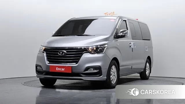 Hyundai The New Grand Starex 2018 Серебристо-серый из Кореи