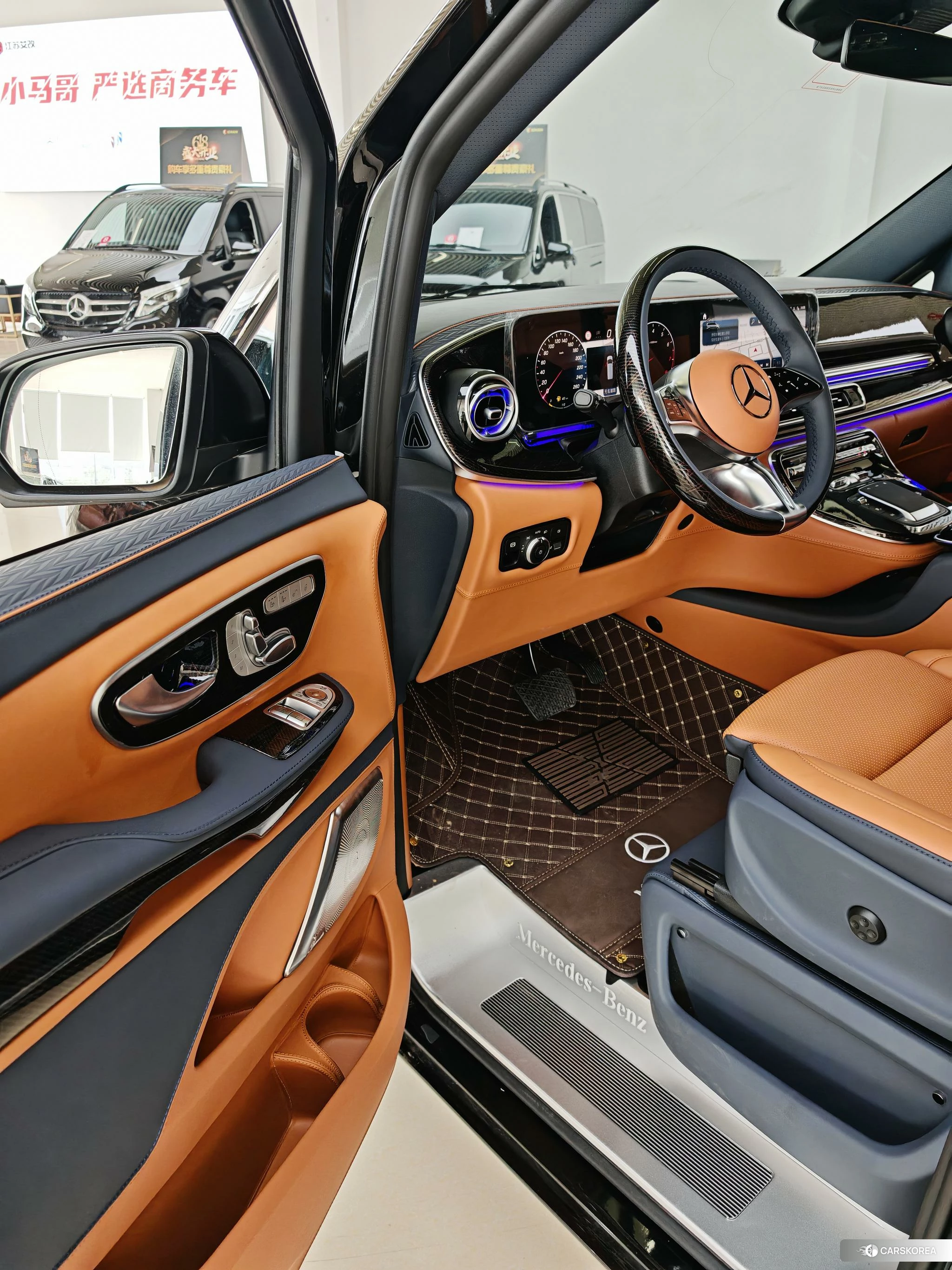 Mercedes-Benz V-class 2024 Черный из Китая