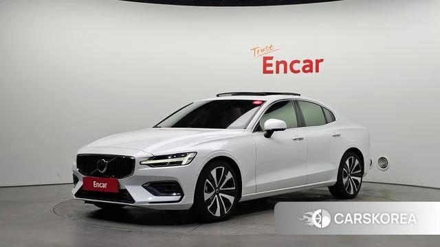 Volvo S60 3rd generation 2024 Белый из Кореи