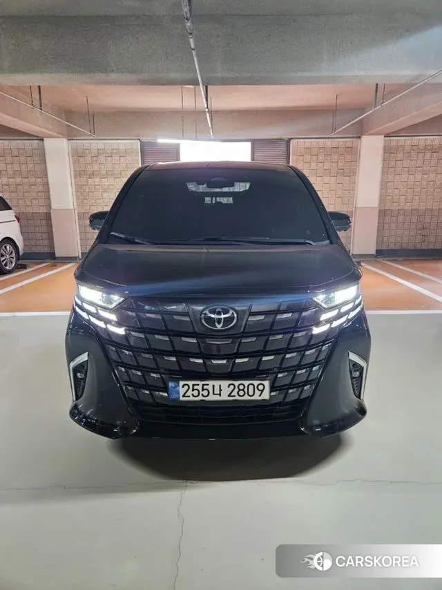 Toyota Alphard 4th Generation 2024 Черный из Кореи