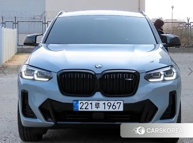 BMW X4 (G02) 2022 Серебристо-серый из Кореи