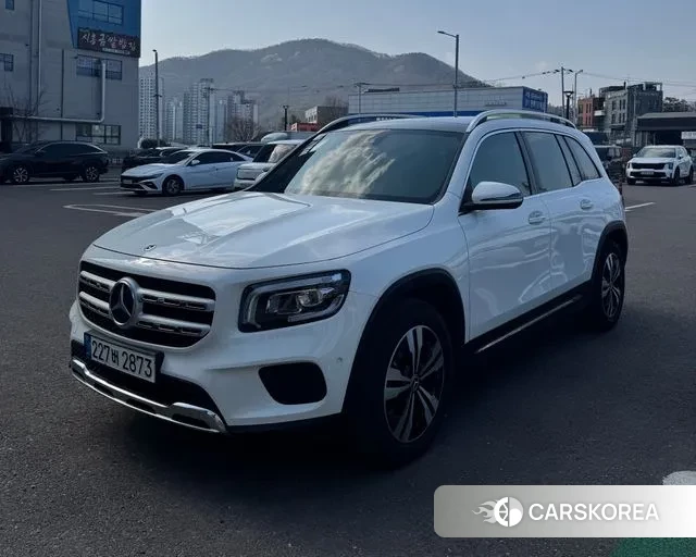 Mercedes-Benz GLB-Class X247 2021 Белый из Кореи