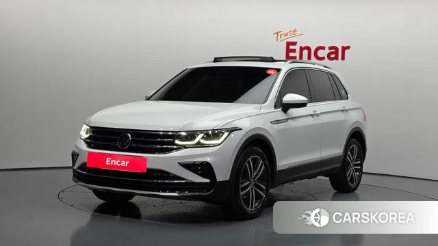 Volkswagen Tiguan second Generation 2021 Белый из Кореи