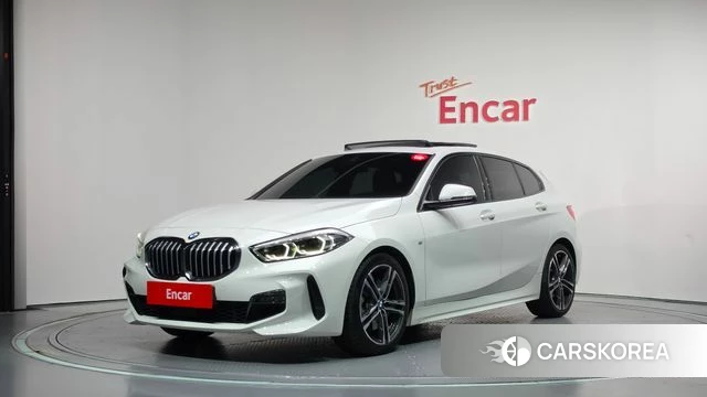 BMW 1 Series (F40) 2023 Белый из Кореи
