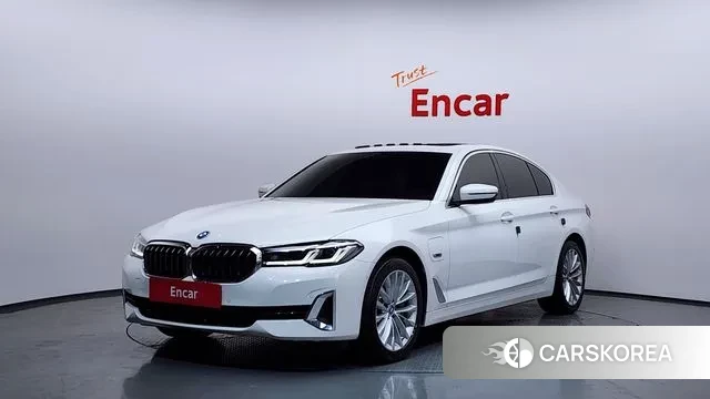 BMW 5 Series (G30) 2022 Белый из Кореи