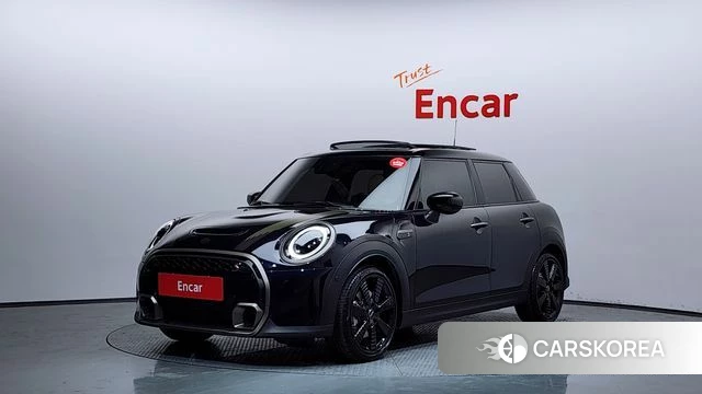 Mini Cooper S 2023 Черный из Кореи