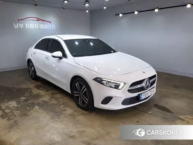 Mercedes-Benz A-Class W177 2022 Белый из Кореи