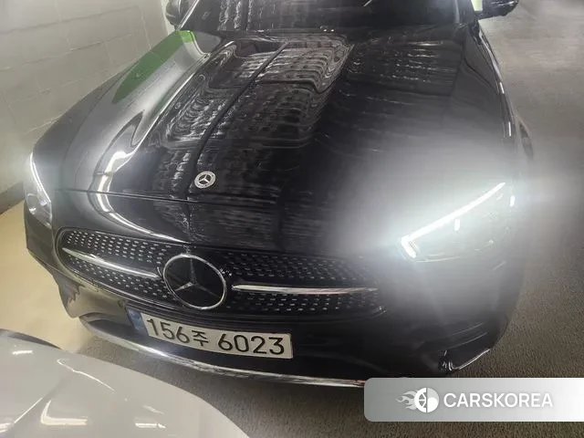 Mercedes-Benz E-Class W213 2021 Черный из Кореи