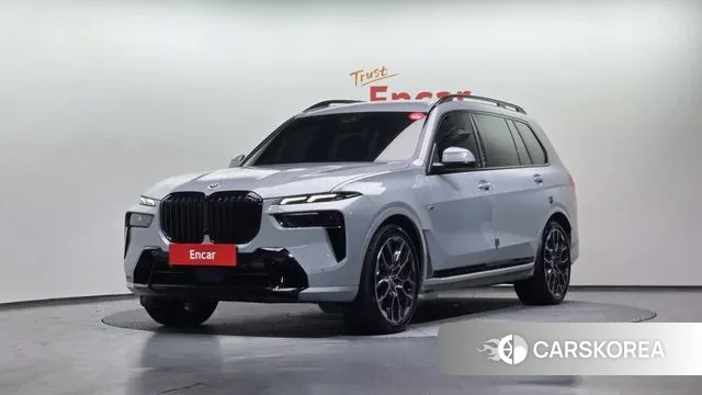 BMW X7 (G07) 2024 Серебристо-серый из Кореи