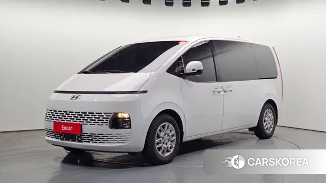 Hyundai Staria 2023 Белый из Кореи