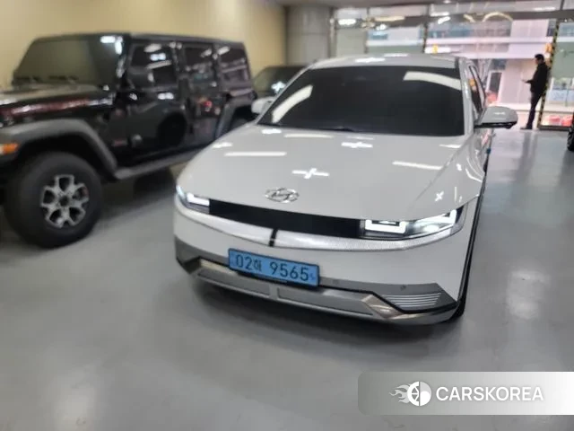 Hyundai Ionic 5 2022 Белый из Кореи