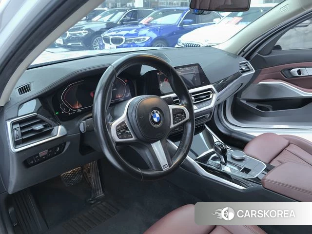 BMW 3 series 2022 Белый из Китая