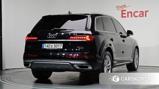 Audi Q7 (4M) 2020 Черный из Кореи