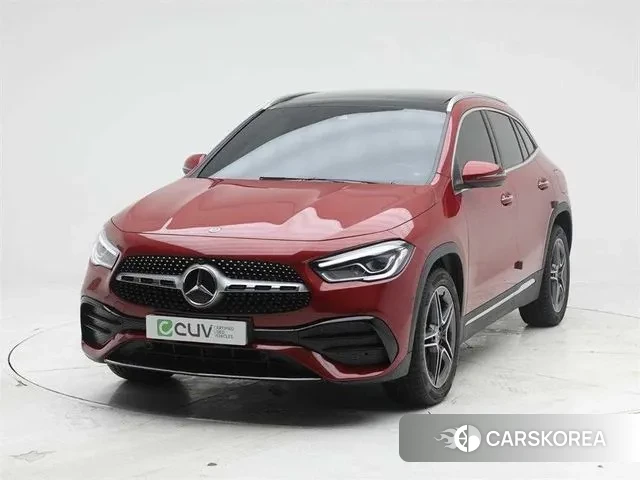 Mercedes-Benz GLA-Class X156 2020 Красный из Кореи