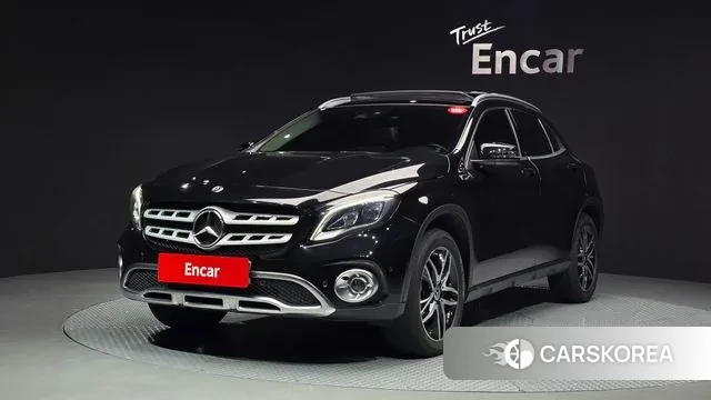 Mercedes-Benz GLA-Class X156 2018 Черный из Кореи