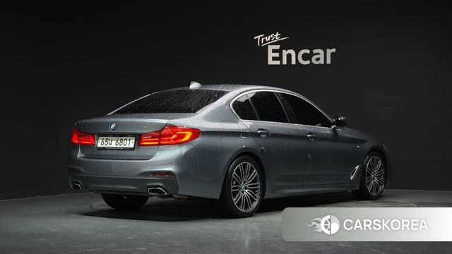 BMW 5 Series (G30) 2019 Серый из Кореи