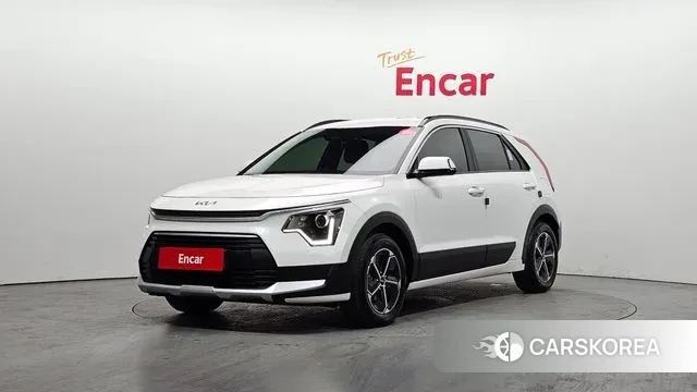Kia Di Ol Nu Niro 2025 Белый из Кореи