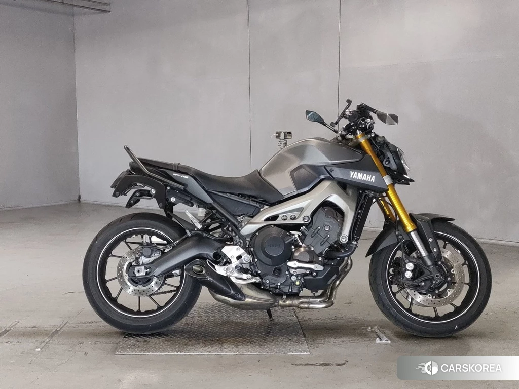 Проданный Yamaha MT-09 id 4165029 из Японии, фото 2