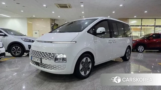 Hyundai Staria 2024 Белый из Кореи