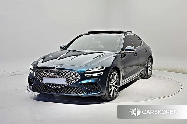 Genesis The New G70 2023 Синий из Кореи