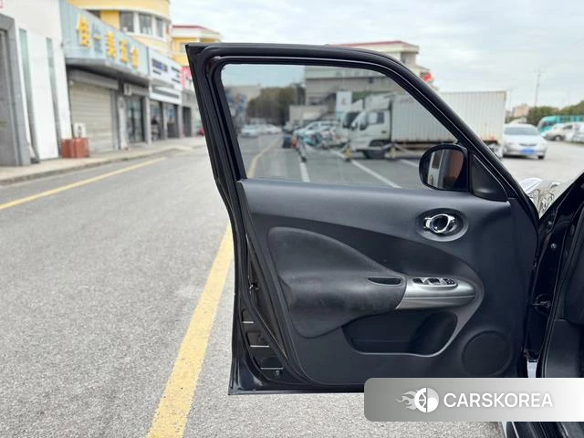 Infiniti ESQ 2019 Черный из Китая