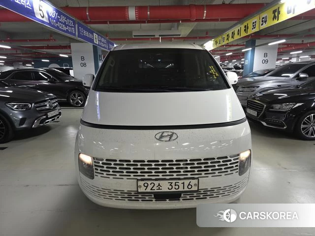 Hyundai Staria 2021 Белый из Кореи
