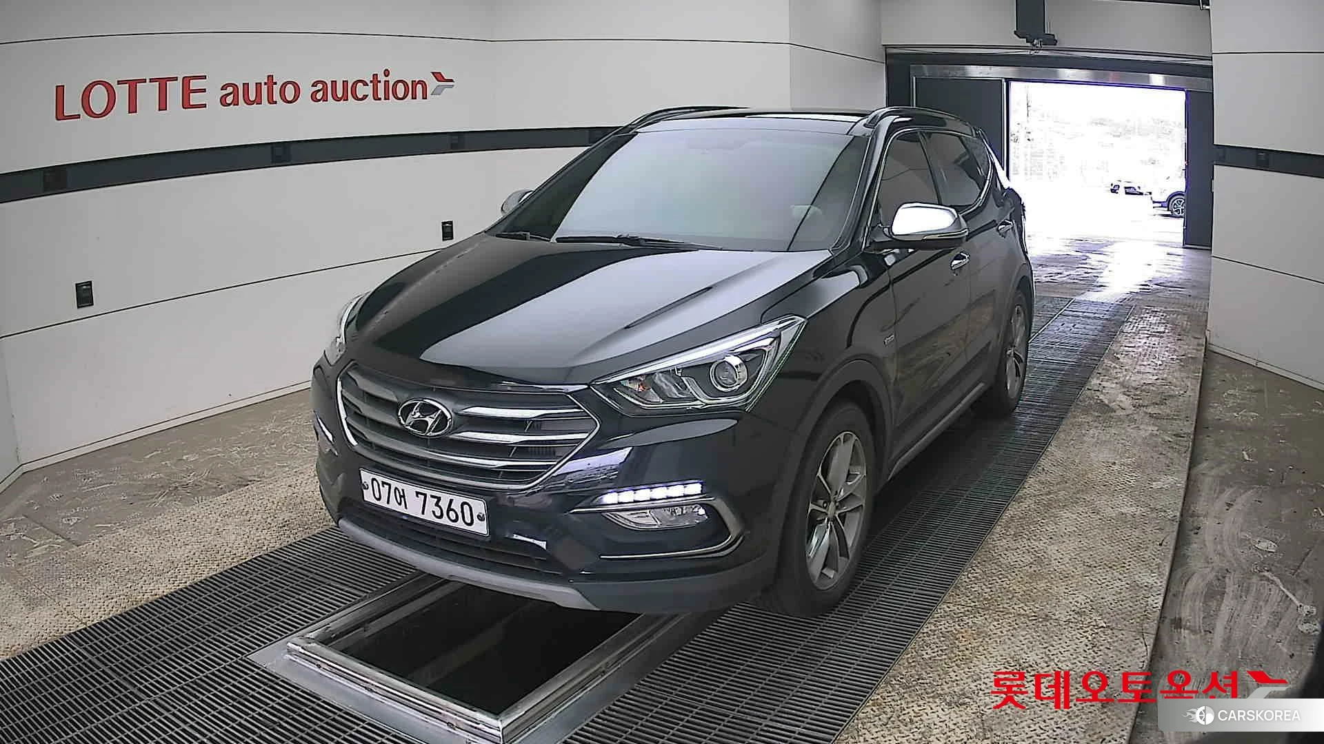 Hyundai Santa Fe 2018 Черный из Кореи