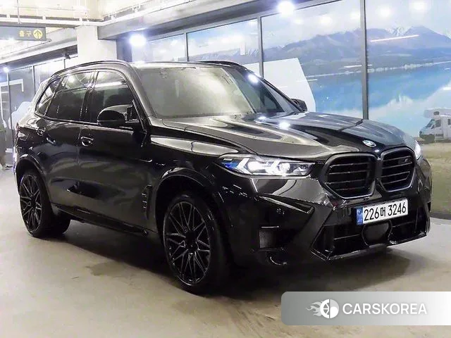 BMW X5M (G05) 2024 Черный из Кореи