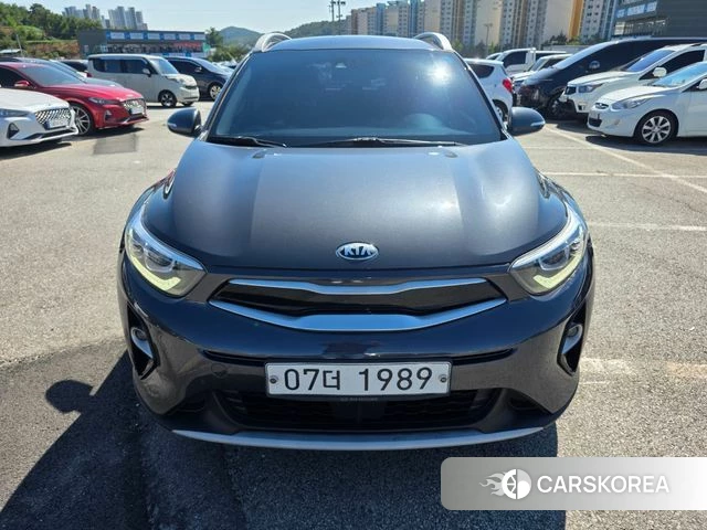 Kia Stonic 2019 Серый из Кореи