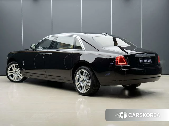 Rolls-Royce Gust 2018 Черный из Китая