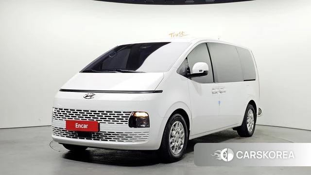 Hyundai Staria 2022 Белый из Кореи