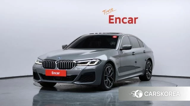 BMW 5 Series (G30) 2022 Серый из Кореи