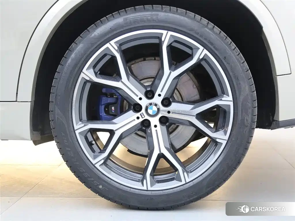 BMW X5 2018 Yellow/orange из Китая