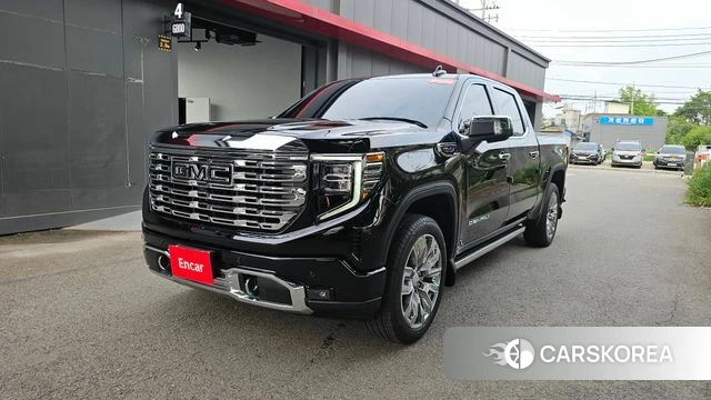 GMC Sierra 2025 Черный из Кореи