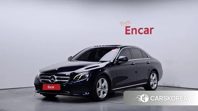 Mercedes-Benz E-Class W213 2018 Синий из Кореи